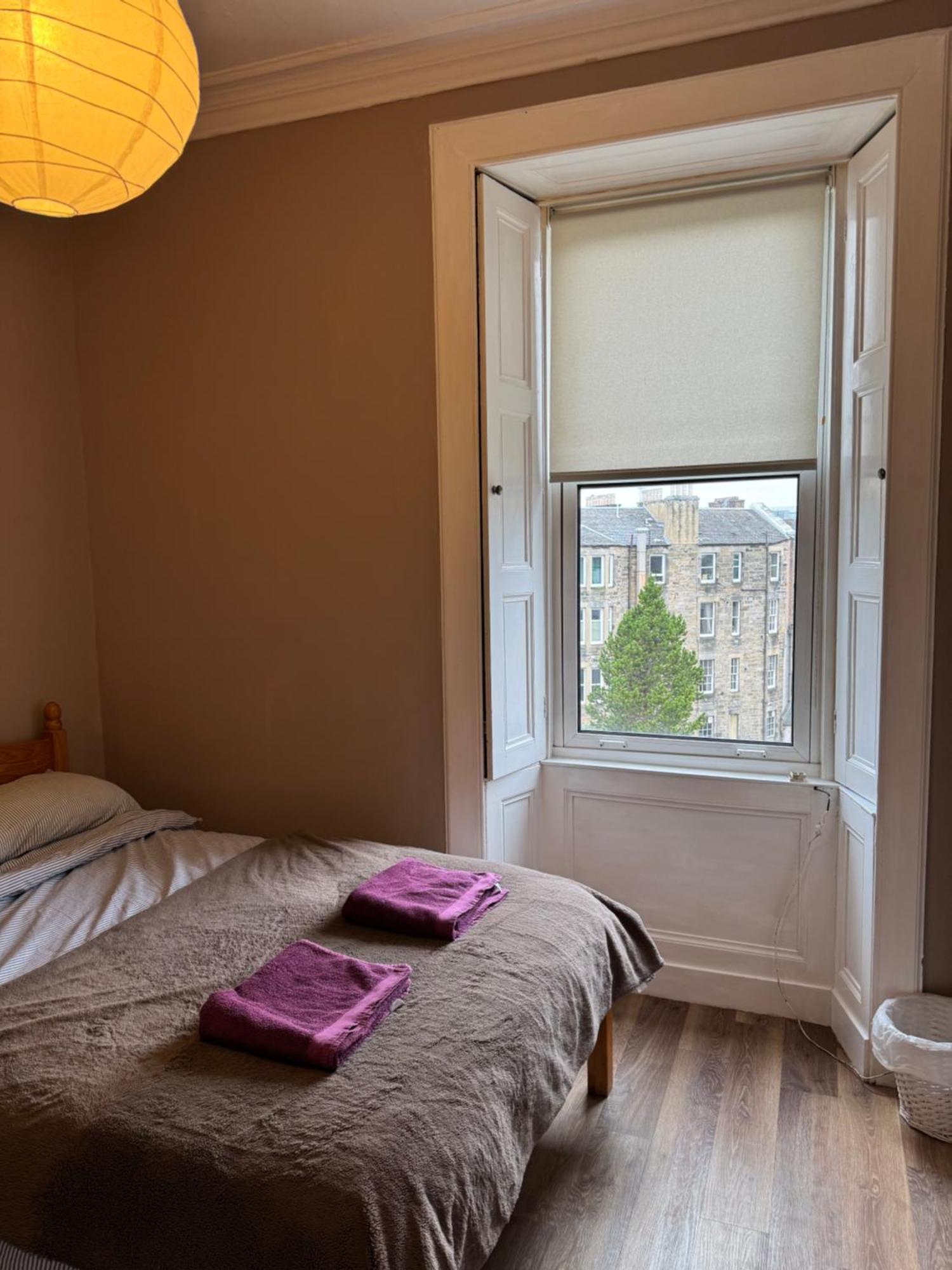 Central Room In Historic Tenement Shared Apartment Near Old Town EDI Eksteriør billede